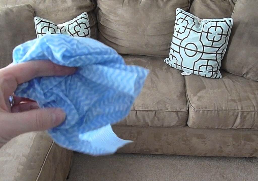 How to clean 2025 suede couch cushions