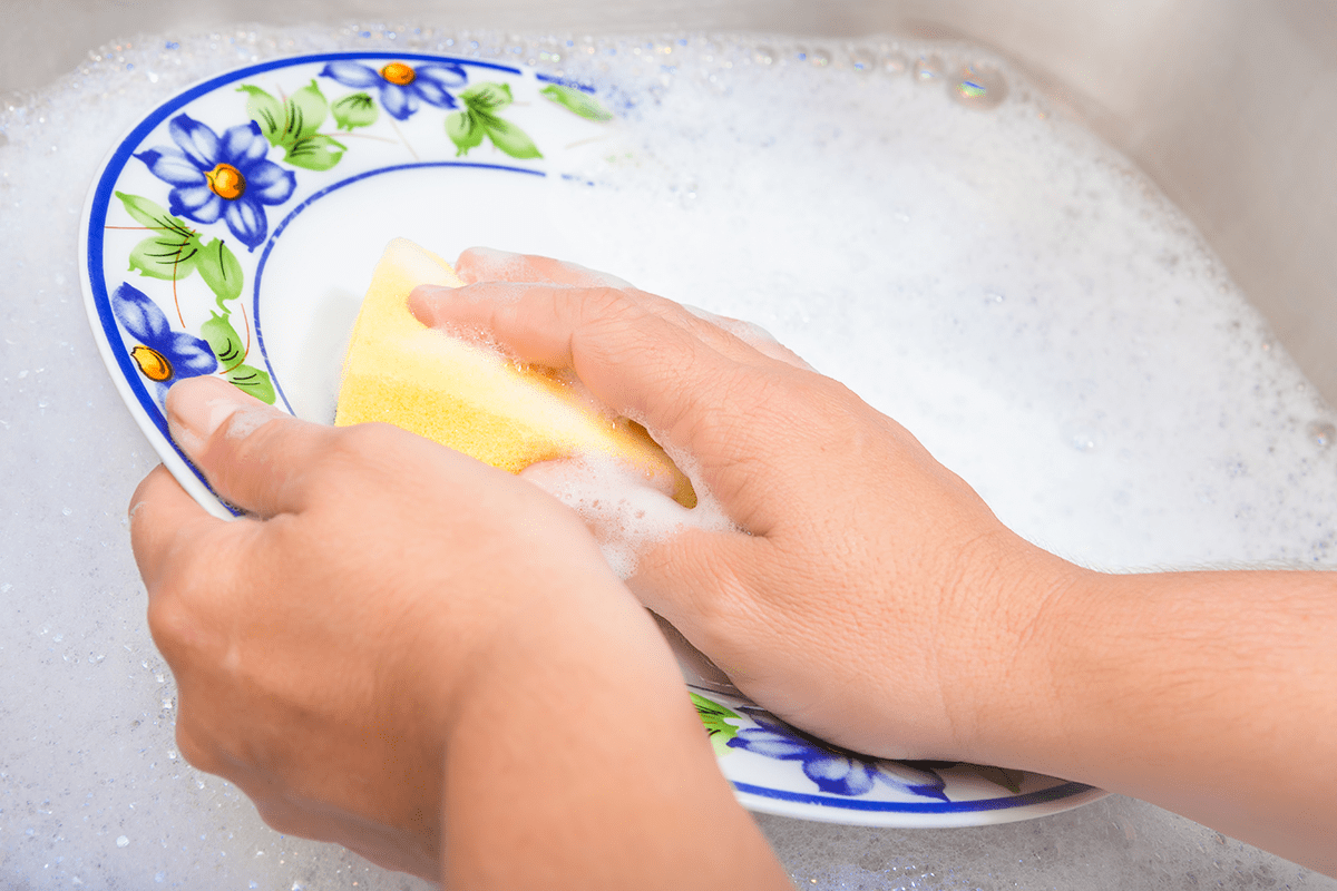 Plate cleaning